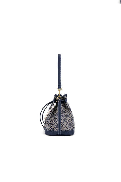 Beautifully Finished Bag in a Timeless Design