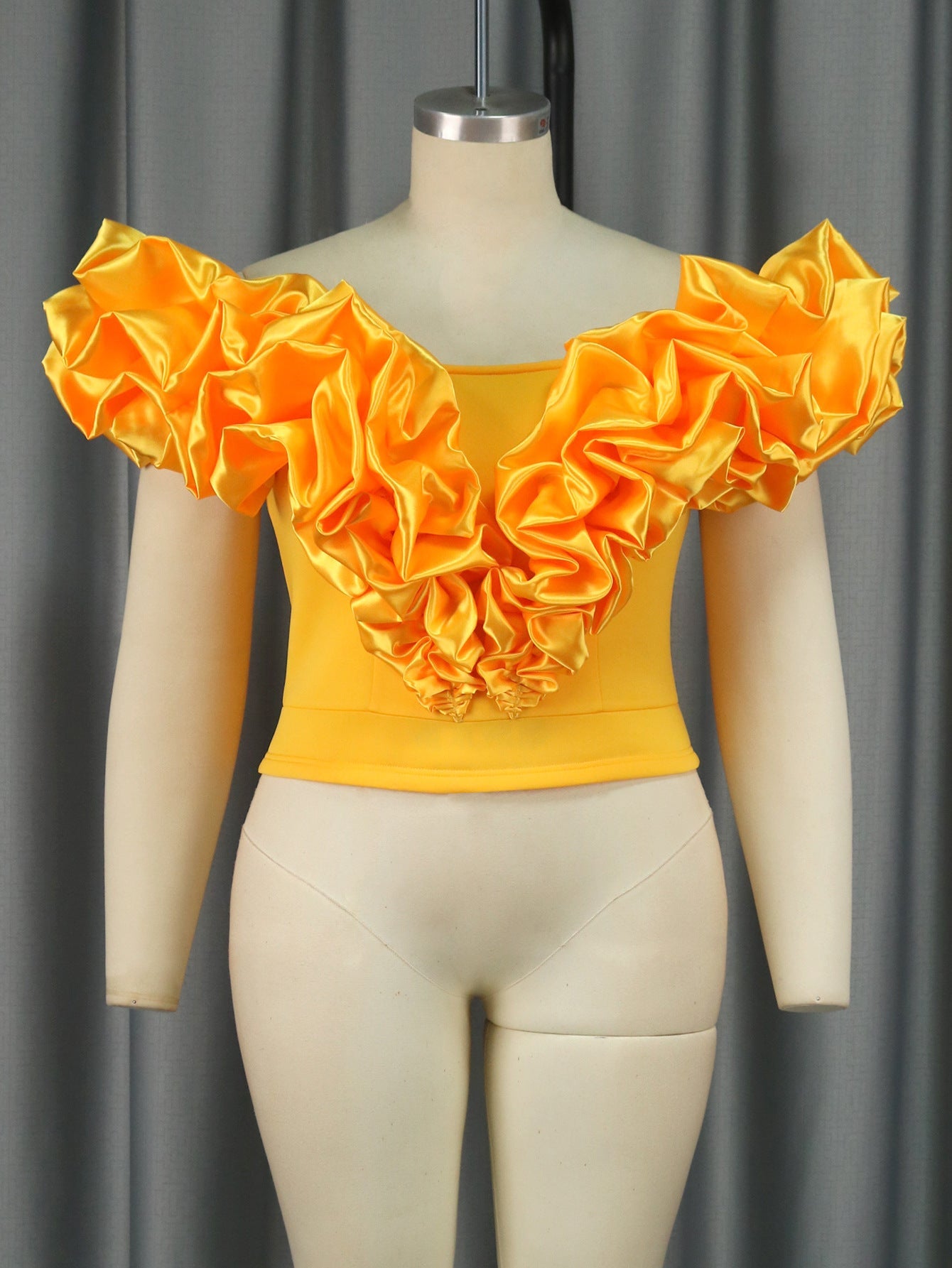 Effortlessly Elegant Top with a Timeless Design