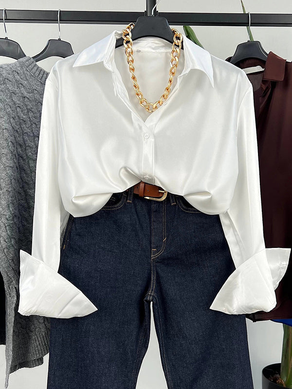 Beautifully Finished Blouse in a Timeless Design