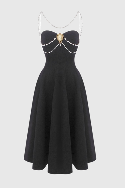 Beautifully Finished Dress in a Timeless Design