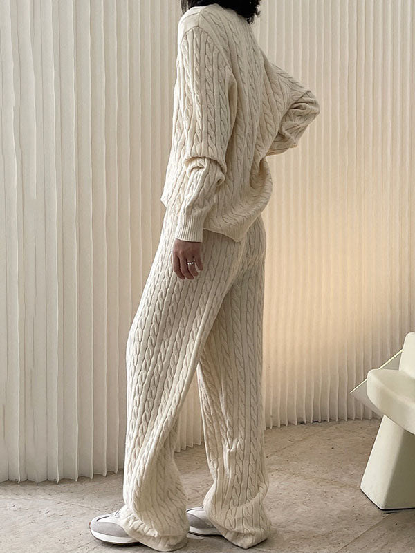 Elegantly Styled Pants for Everyday Wear