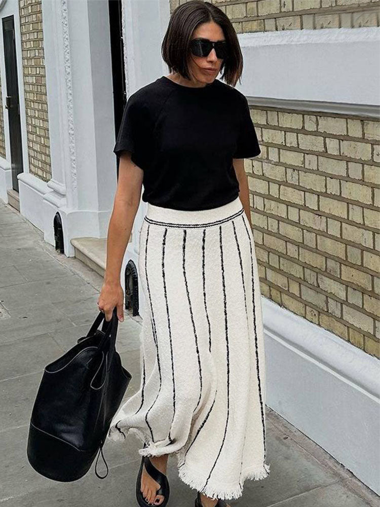Gracefully Styled Garment for Any Occasion