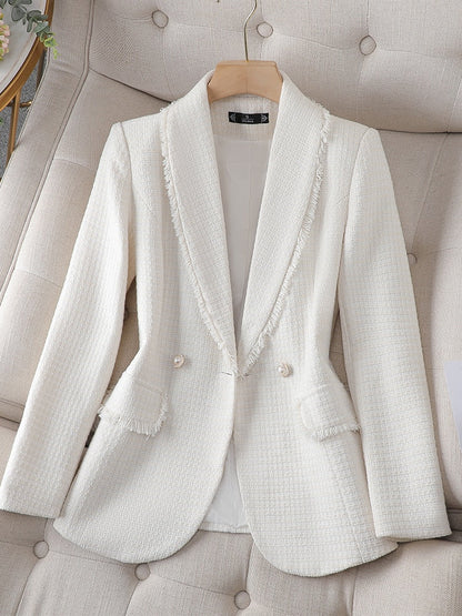 Sophisticated Garment with a Clean Classic Look