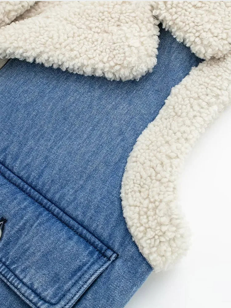 Beautifully Finished Jacket in a Timeless Design
