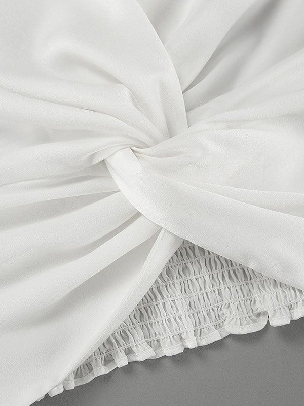 Well Tailored Blouse with a Graceful Silhouette
