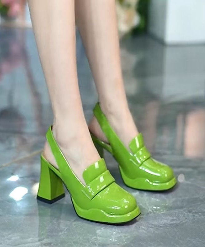 Well Tailored Heels with a Graceful Silhouette