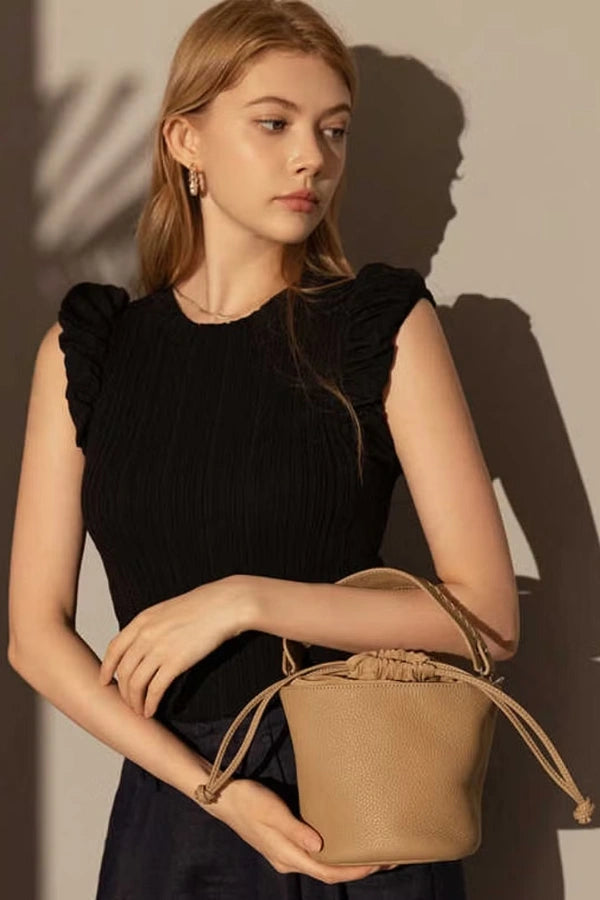 Classic Vintage Bag with a Flattering Fit