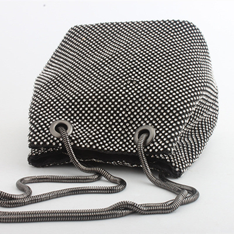 Gracefully Styled Bag for Any Occasion