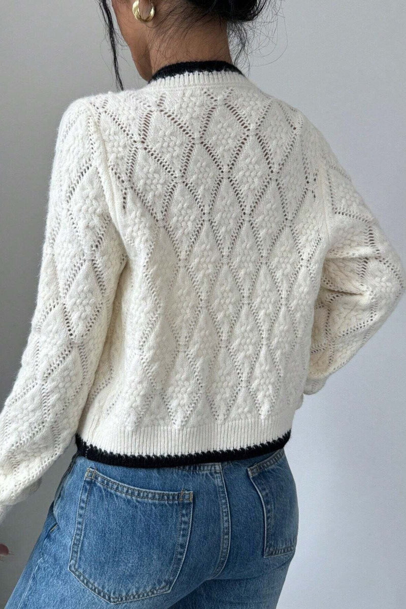 Gracefully Styled Cardigan for Any Occasion