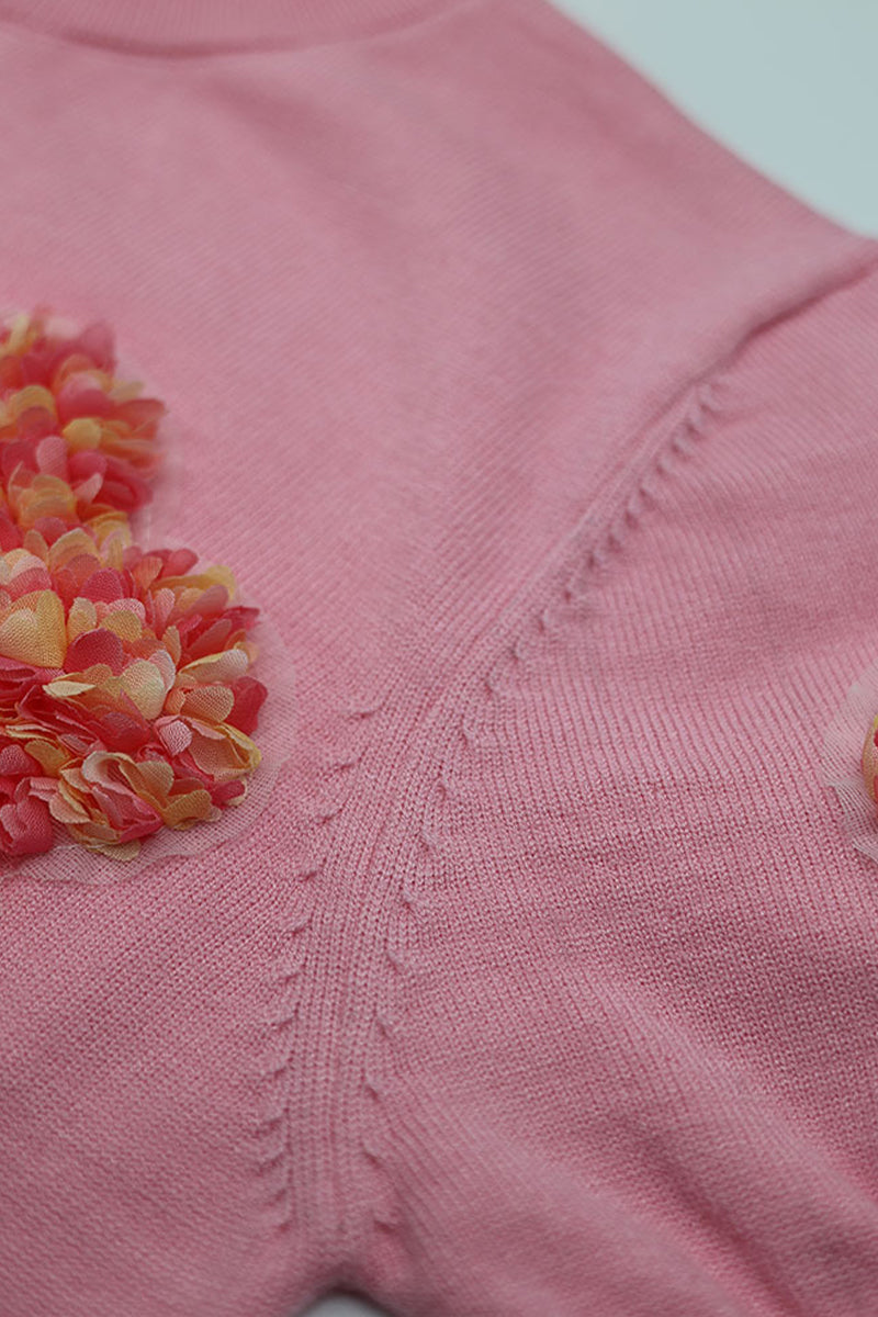 Classic Vintage Sweater with a Flattering Fit