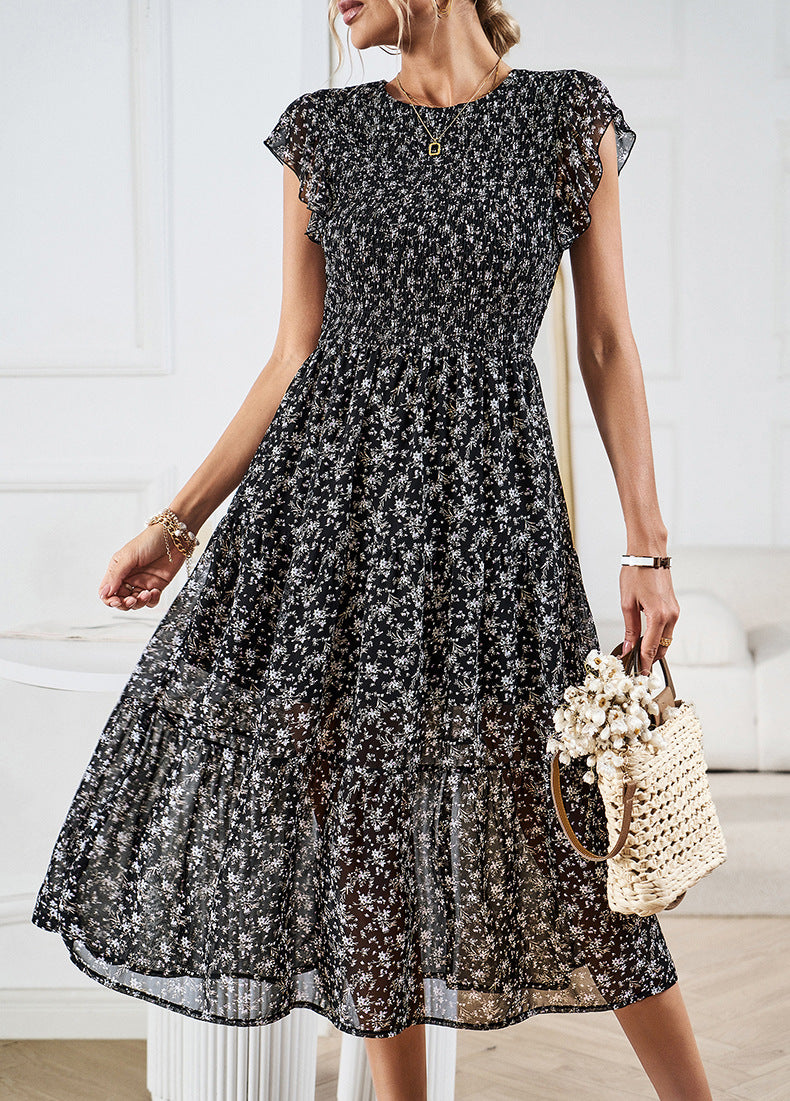 Well Tailored Dress with a Graceful Silhouette