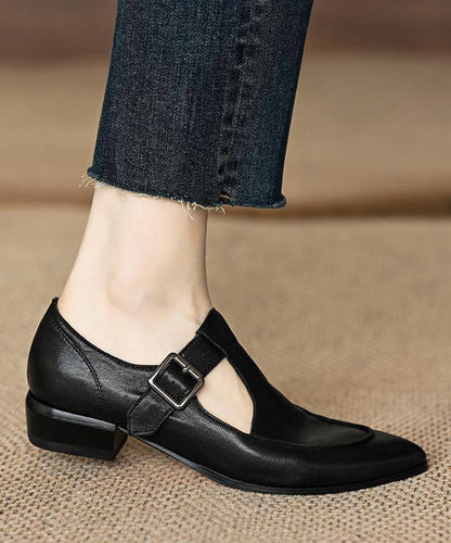 Classic Vintage Shoes with a Flattering Fit