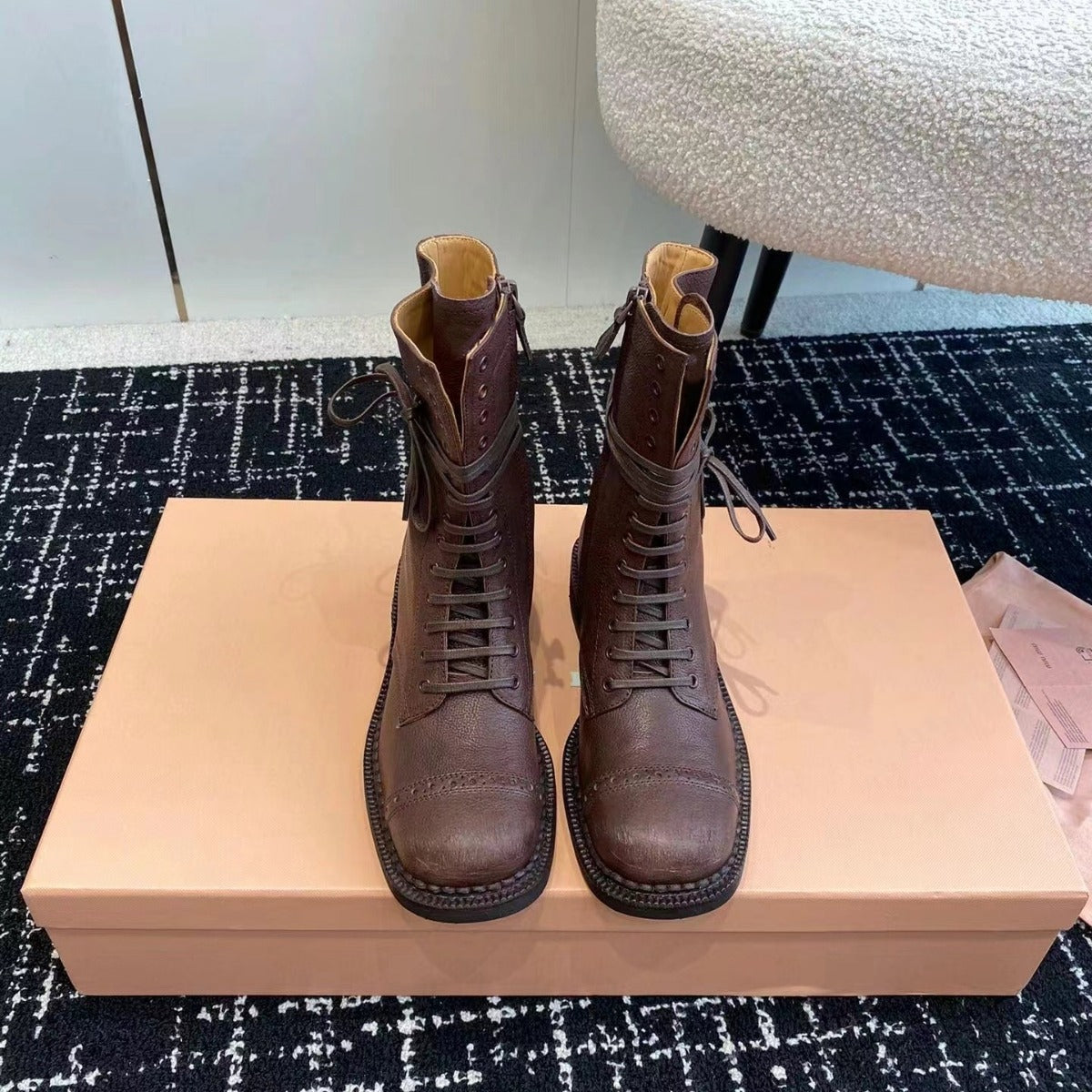 Well Tailored Boots with a Graceful Silhouette