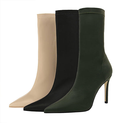 Beautifully Finished Boots in a Timeless Design