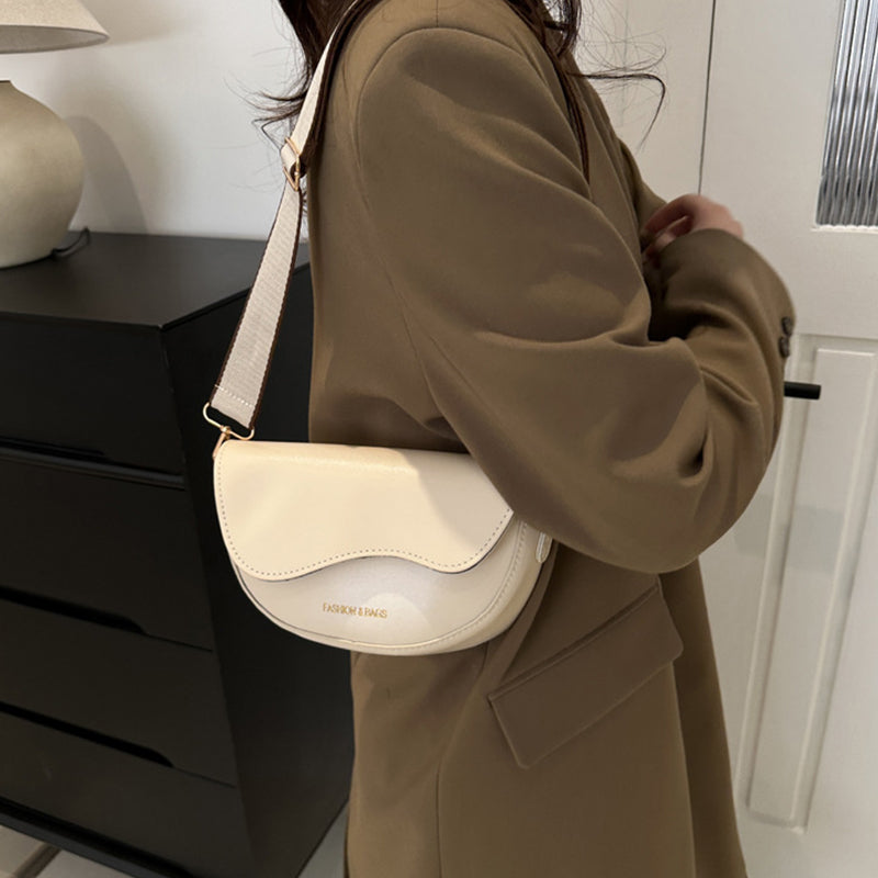 A Vintage Style Bag with Delicate Timeless Details
