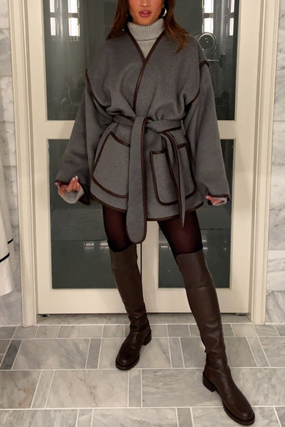 Well Tailored Coat with a Graceful Silhouette