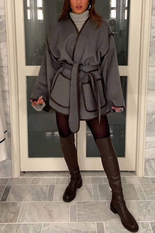 Well Tailored Coat with a Graceful Silhouette