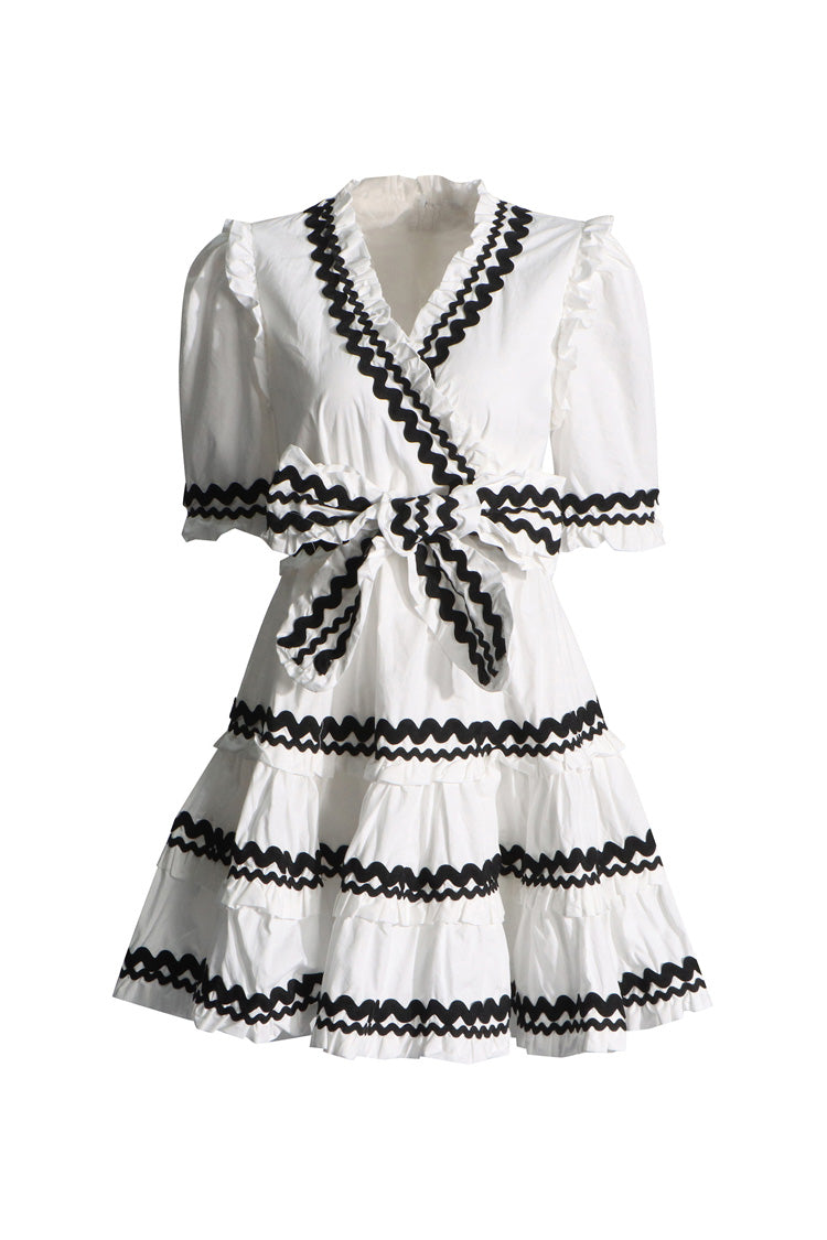 Gracefully Styled Dress for Any Occasion