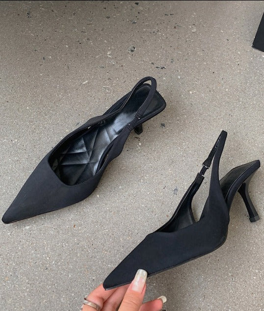 A Vintage Style Heels with Delicate Timeless Details