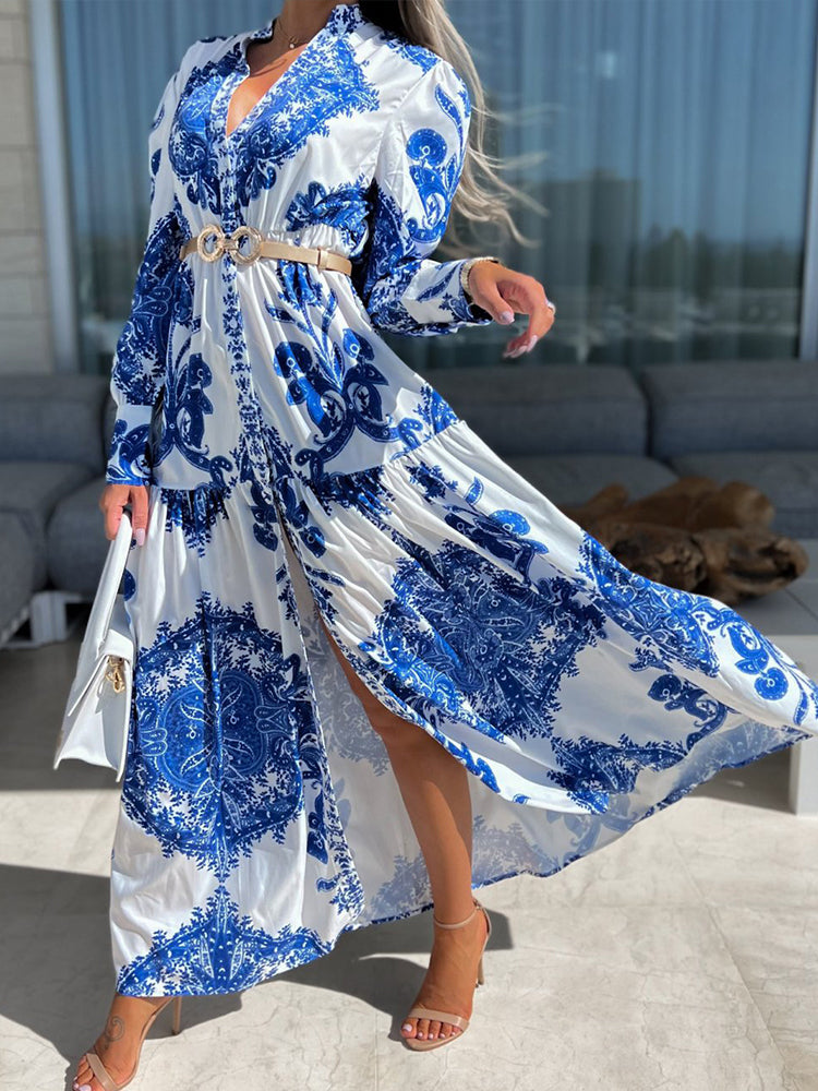 Beautifully Finished Dress in a Timeless Design