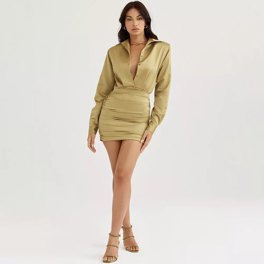 Beautifully Finished Dress in a Timeless Design