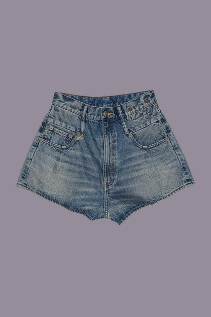 Beautifully Finished Garment in a Timeless Design