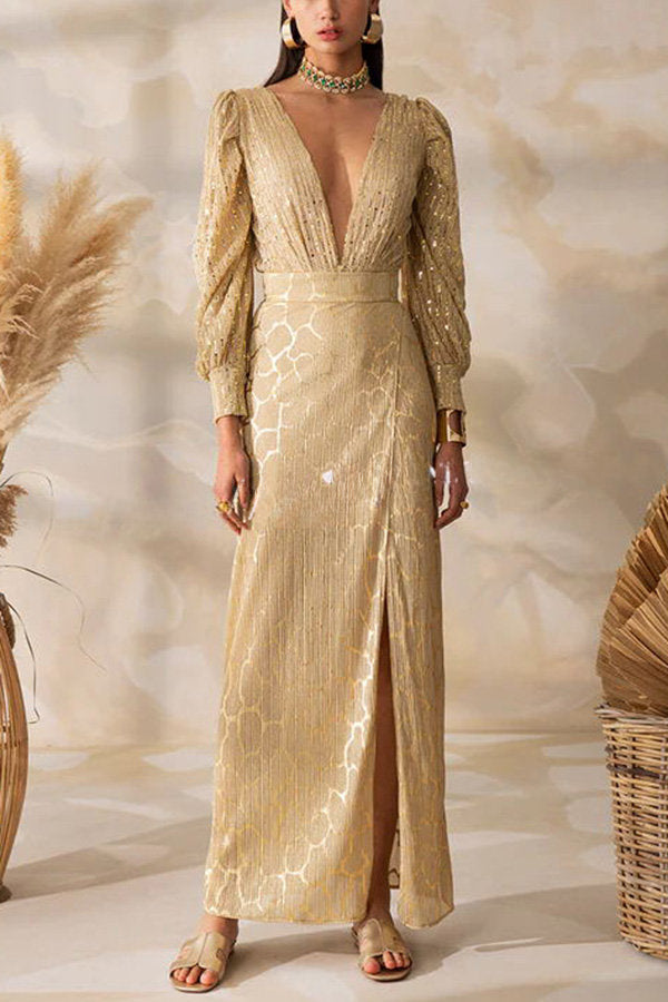 Gracefully Styled Garment for Any Occasion