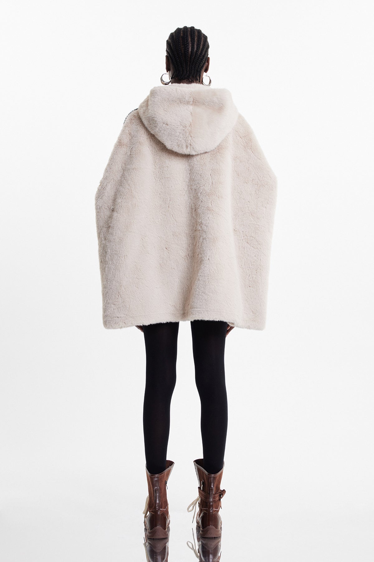 Gracefully Styled Jacket for Any Occasion