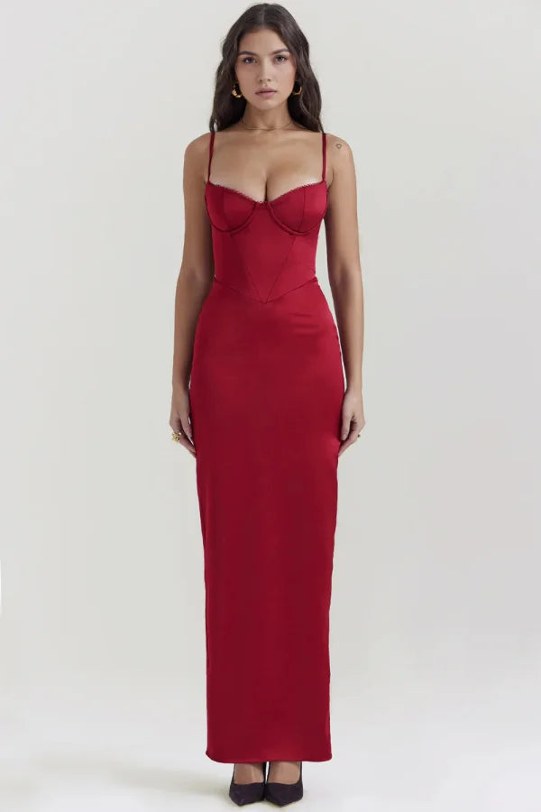 Gracefully Styled Garment for Any Occasion