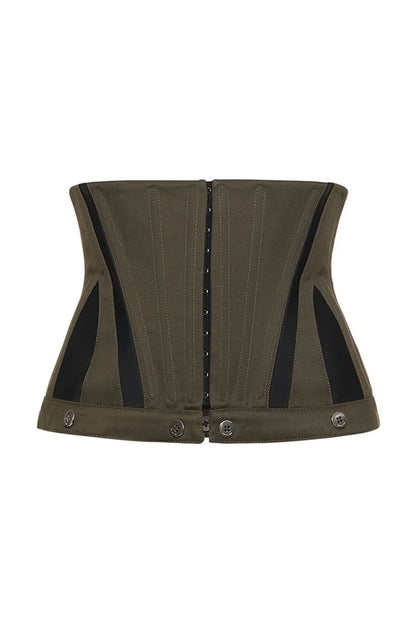 Beautifully Crafted Pants in a Classic Style