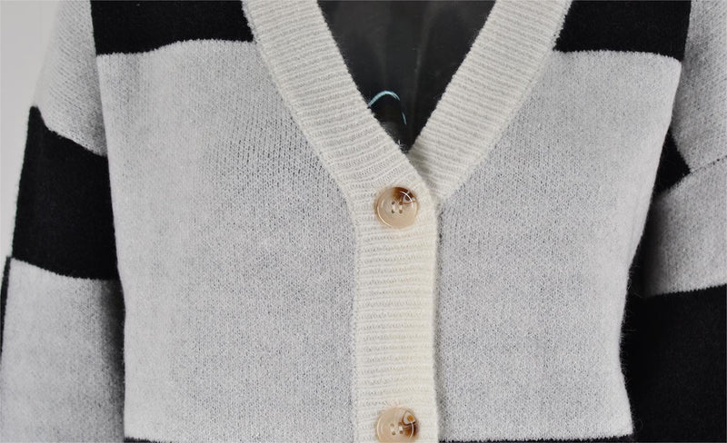 Beautifully Finished Cardigan in a Timeless Design