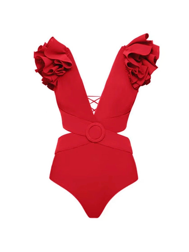 Effortlessly Elegant Swimsuit with a Timeless Design