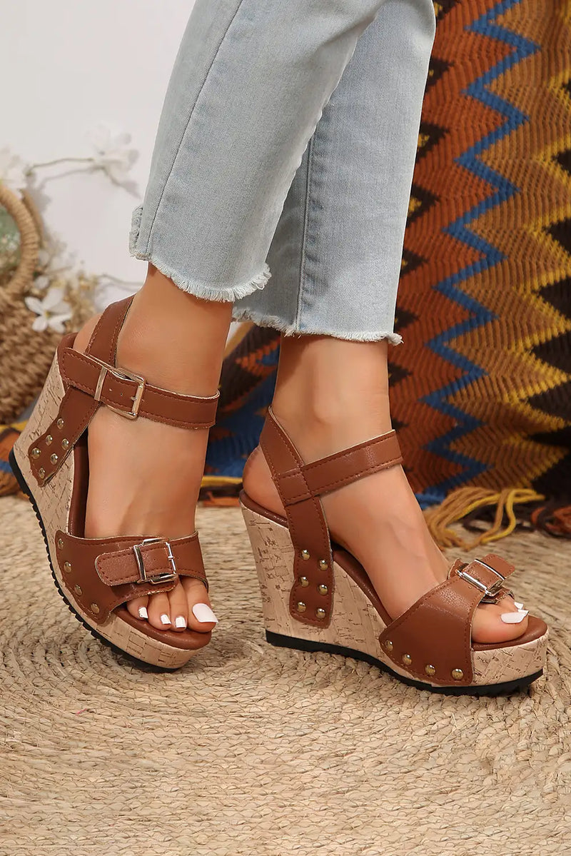 Beautifully Crafted Sandals in a Classic Style