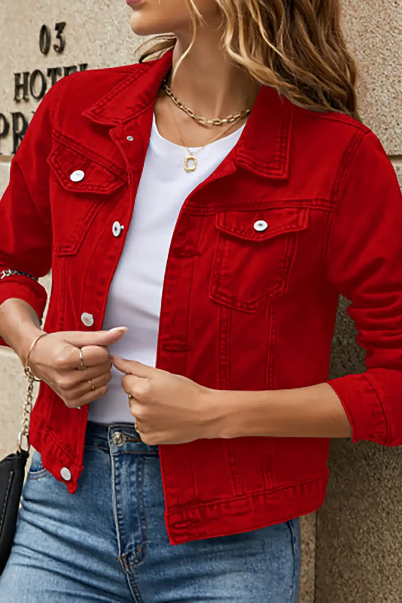Well Tailored Jacket with a Graceful Silhouette