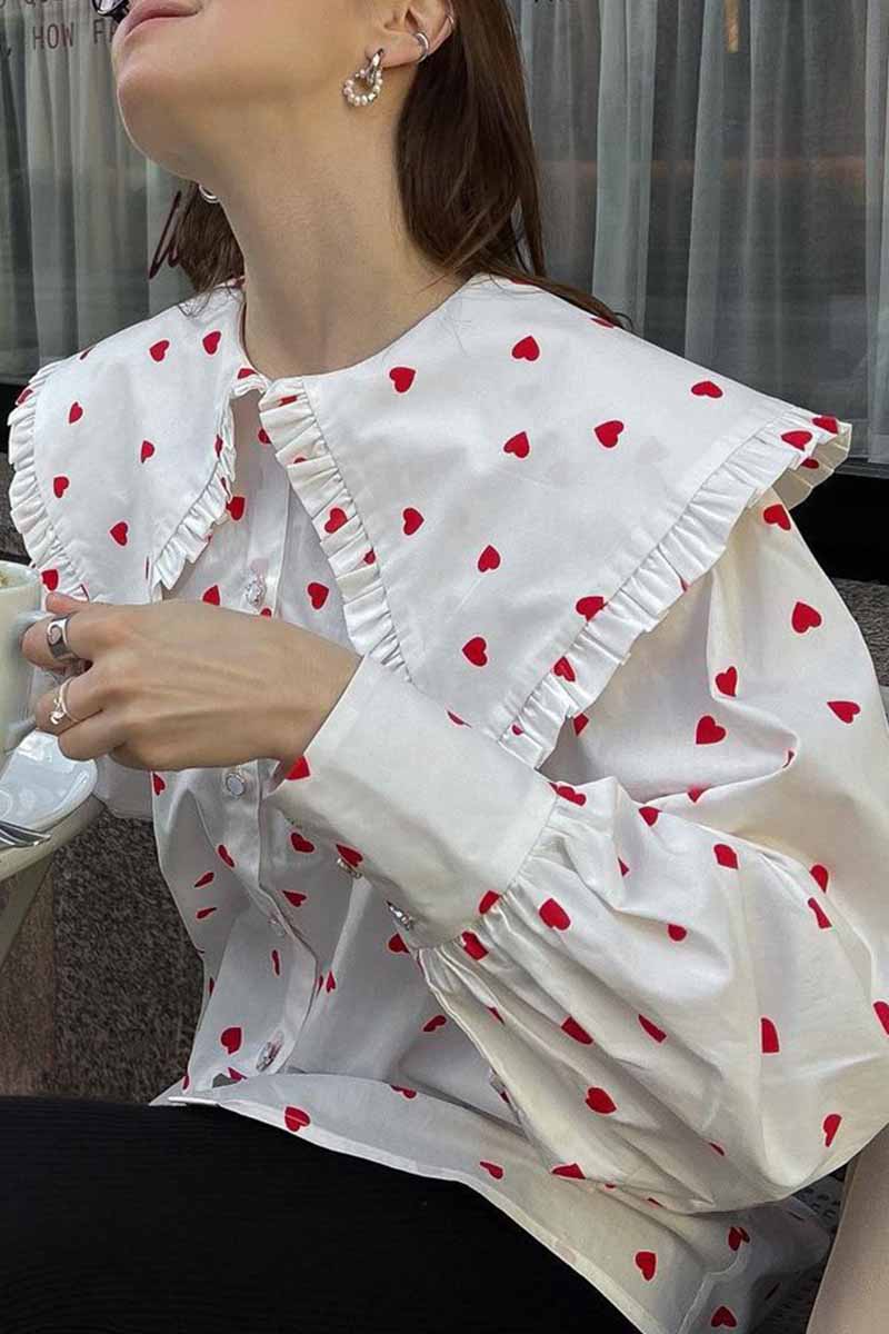 Well Tailored Top with a Graceful Silhouette