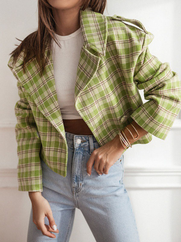 Well Tailored Jacket with a Graceful Silhouette