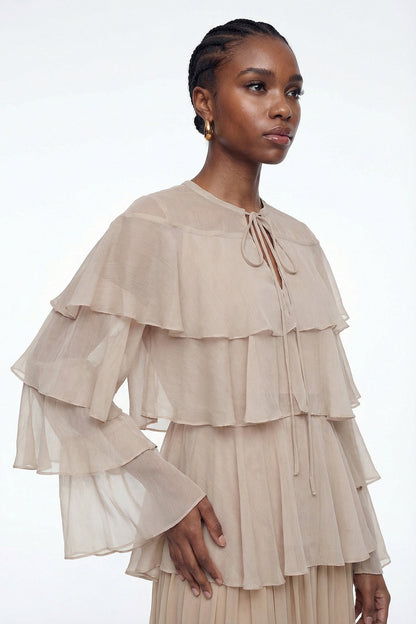 Classic Vintage & Enduringly Stylish Top