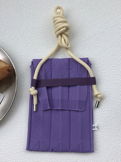 Well Tailored Bag with a Graceful Silhouette