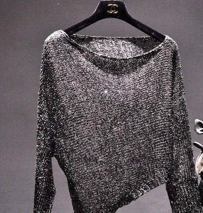 Effortlessly Elegant Top with a Timeless Design