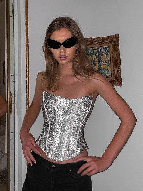 A Vintage Style Top with Delicate Timeless Details