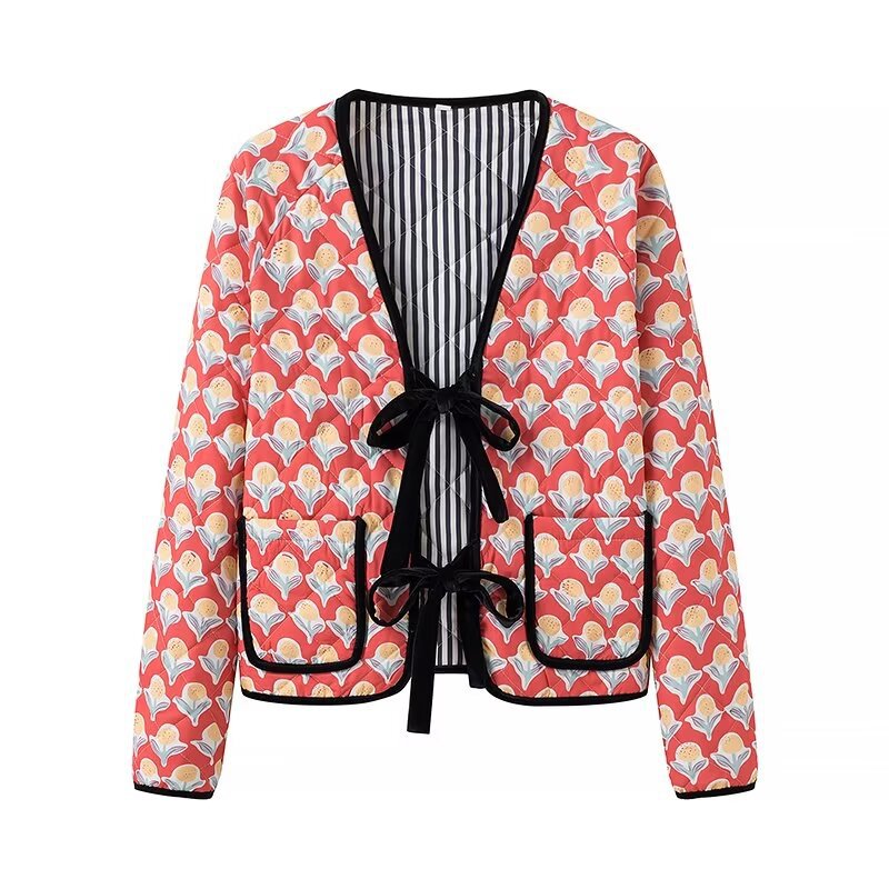Gracefully Styled Jacket for Any Occasion