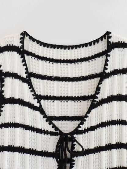 Classic Vintage & Enduringly Stylish Cardigan