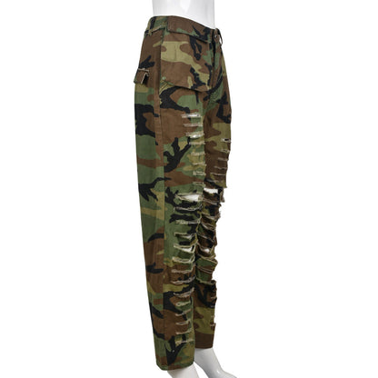 Beautifully Finished Pants in a Timeless Design