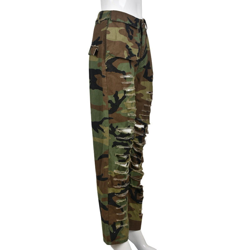 Beautifully Finished Pants in a Timeless Design