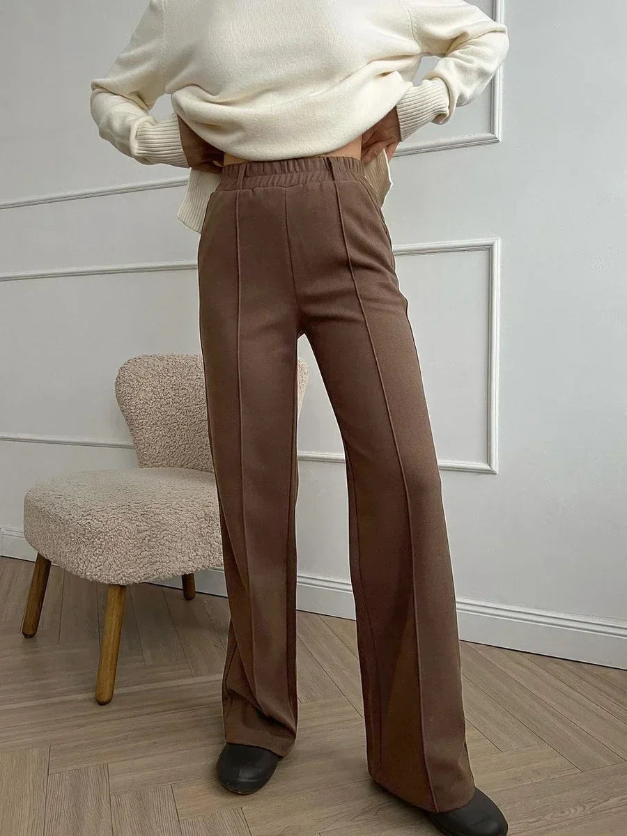 Well Tailored Pants with a Graceful Silhouette
