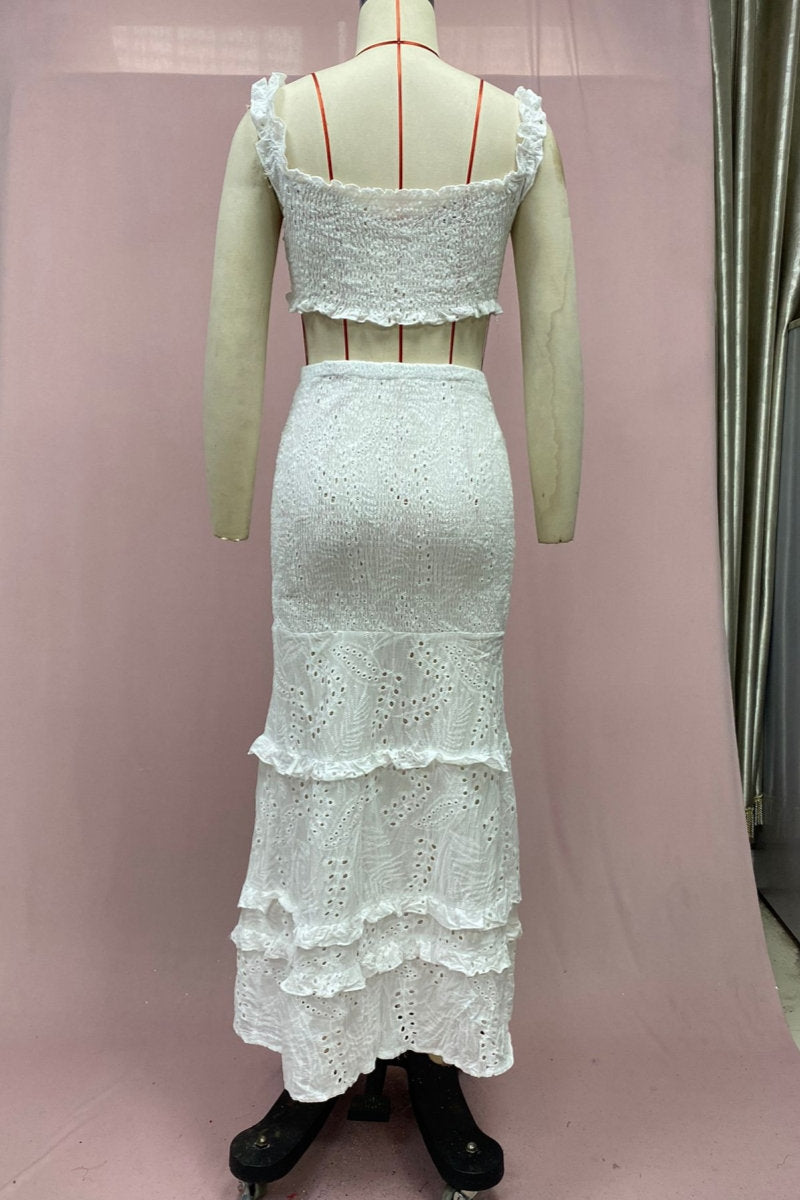 Sophisticated Garment with a Clean Classic Look