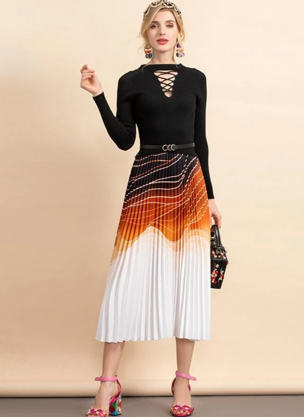 Well Tailored Dress with a Graceful Silhouette