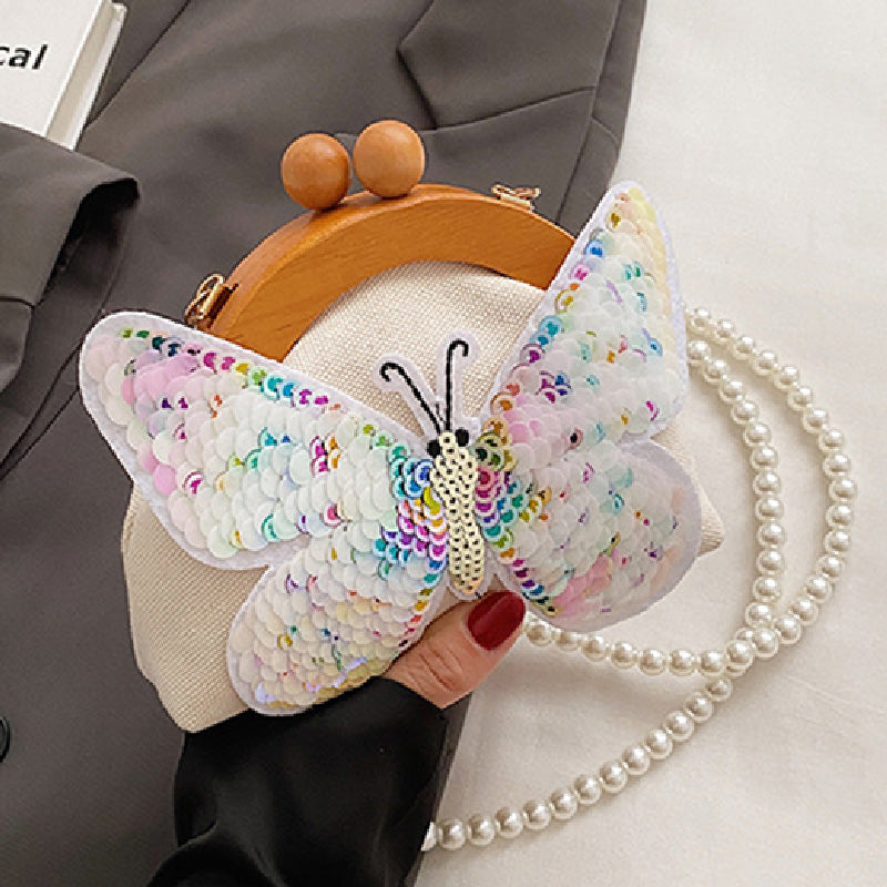 Gracefully Styled Bag for Any Occasion