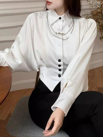 Beautifully Finished Blouse in a Timeless Design