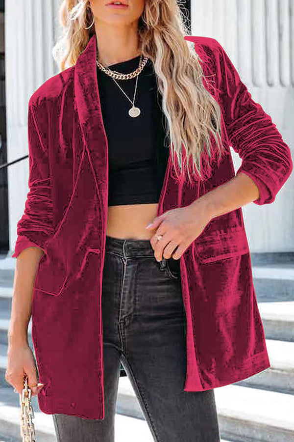 Effortlessly Elegant Jacket with a Timeless Design